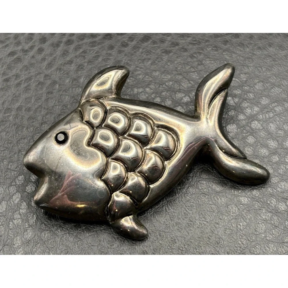 Vintage Silver Tone 3D Puffy Fish Brooch Pin Pendant